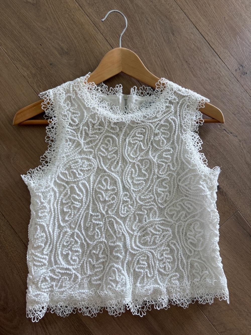 Chicwish White Lace Crochet Sleeveless Camisole